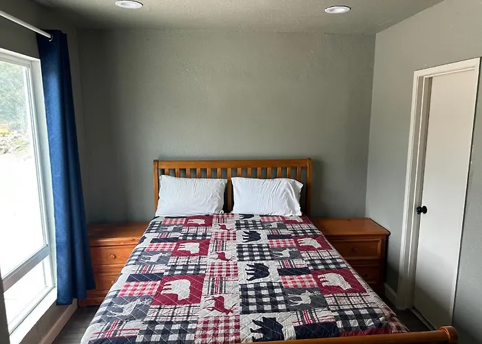 Mountain Trail Lodge And Vacation Rentals
